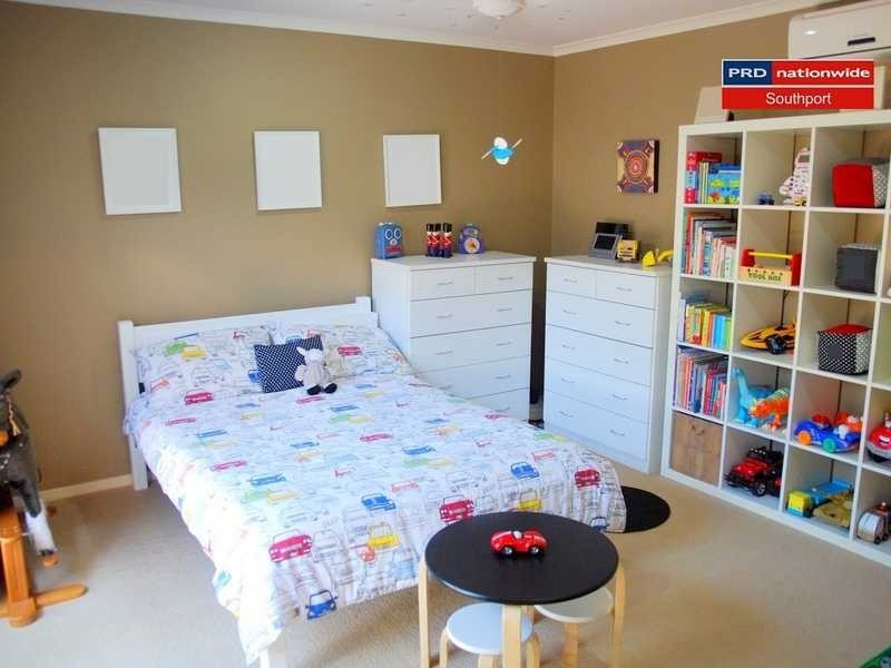 14 Berrigan Street, Southport QLD 4215