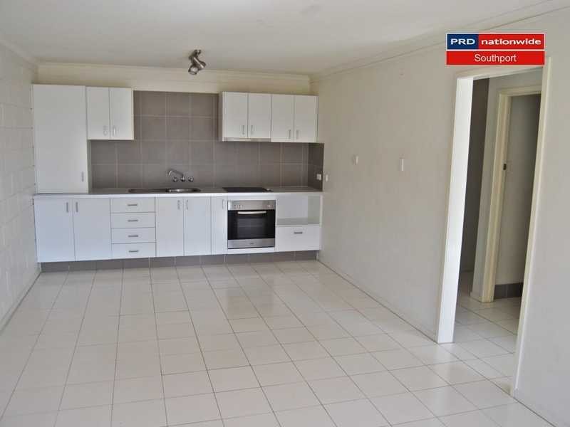 Unit 2/126 Marine Parade, Southport QLD 4215