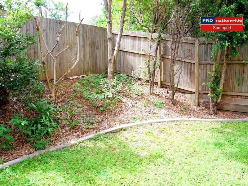 7/97 Eugaree Street, Southport QLD 4215