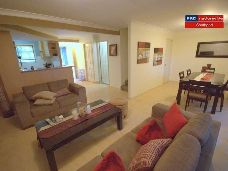 2/23 Lloyd Street, Southport QLD 4215