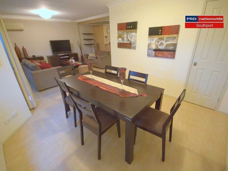 2/23 Lloyd Street, Southport QLD 4215