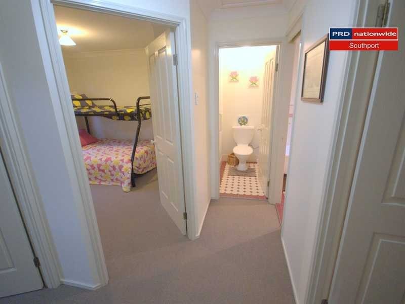 2/23 Lloyd Street, Southport QLD 4215