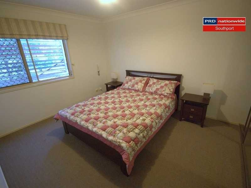 2/23 Lloyd Street, Southport QLD 4215