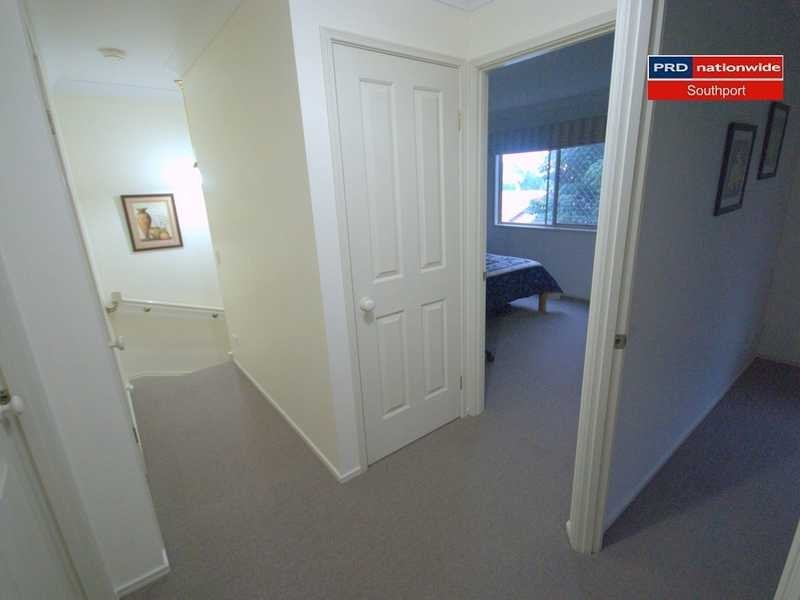 2/23 Lloyd Street, Southport QLD 4215