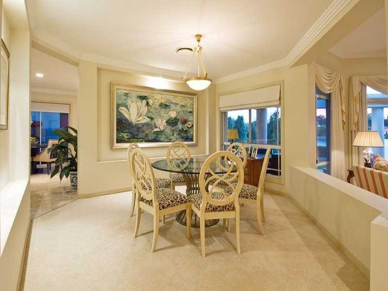 40 Cotlew Street East, Southport QLD 4215