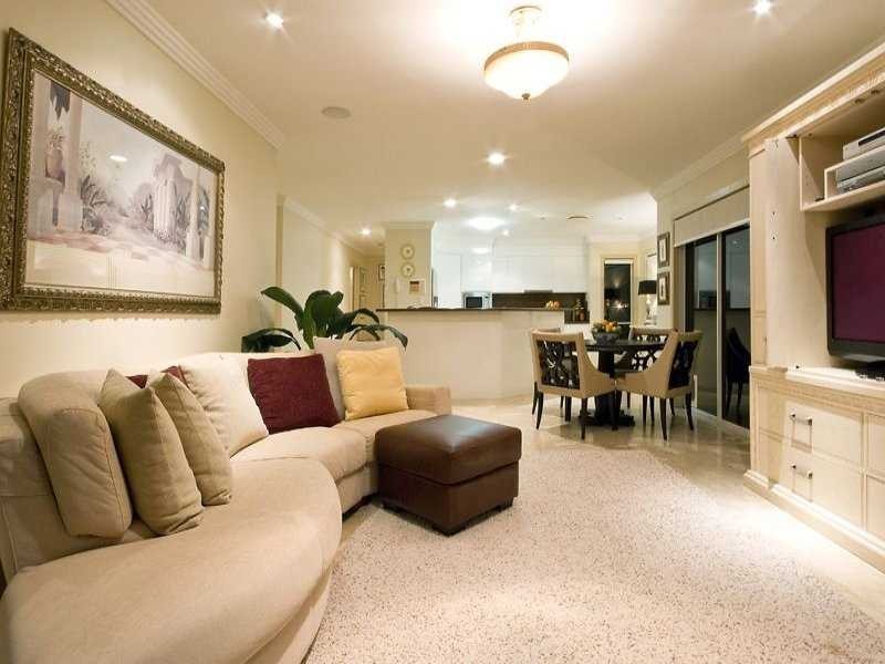 40 Cotlew Street East, Southport QLD 4215