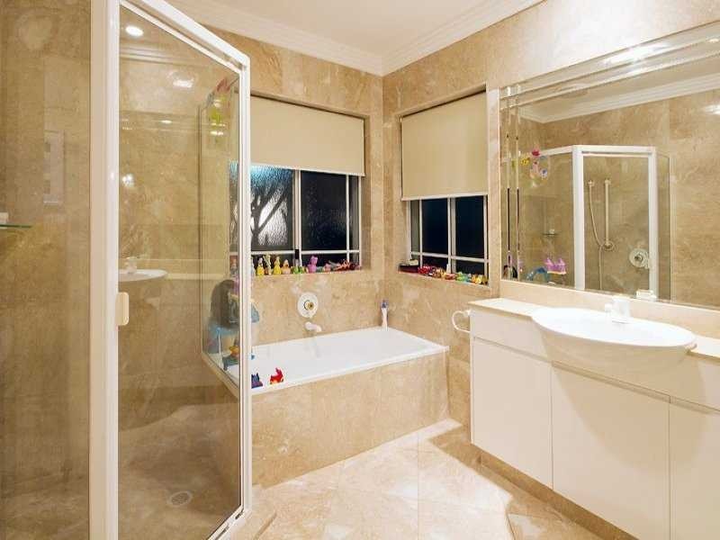 40 Cotlew Street East, Southport QLD 4215