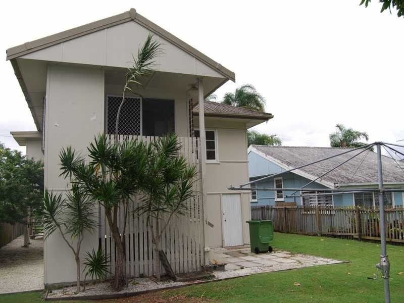 13 Bath Street, Labrador QLD 4215