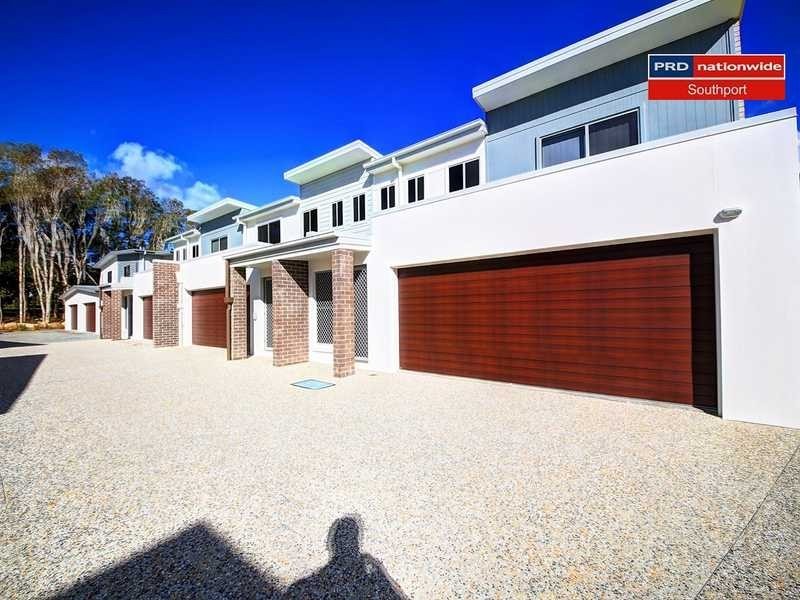 1/126-134 Central Street, Labrador QLD 4215