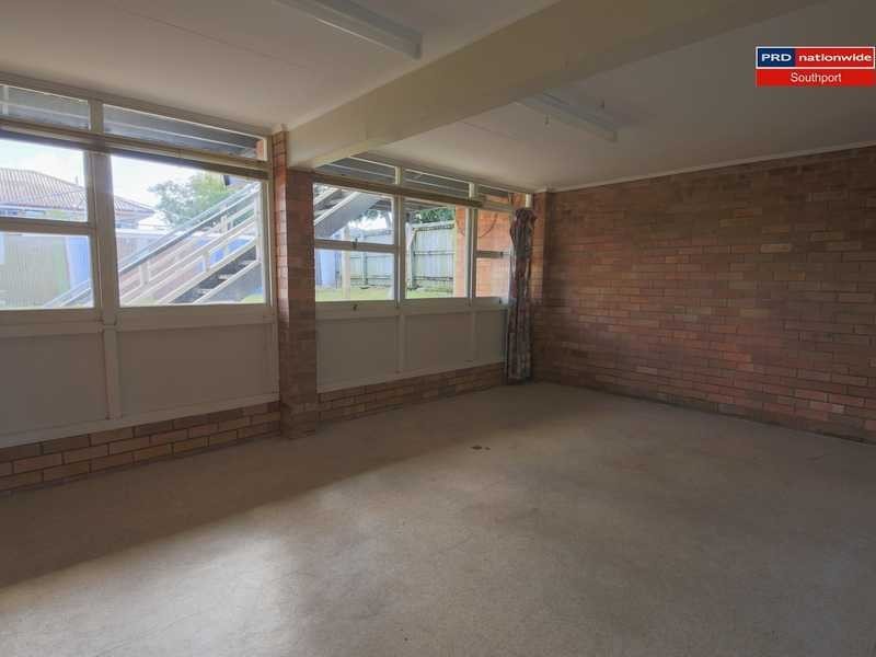 18 Beatty Street, Southport QLD 4215