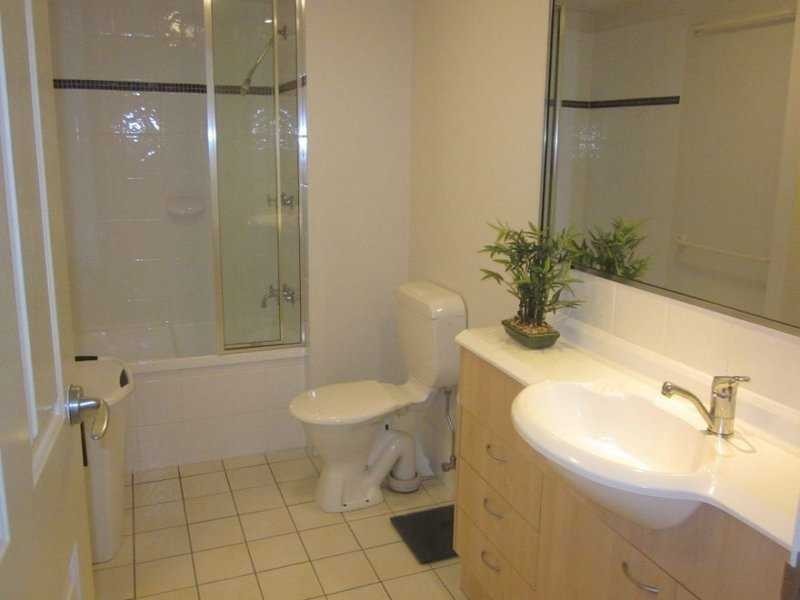 Unit 15/132 High Street, Southport QLD 4215