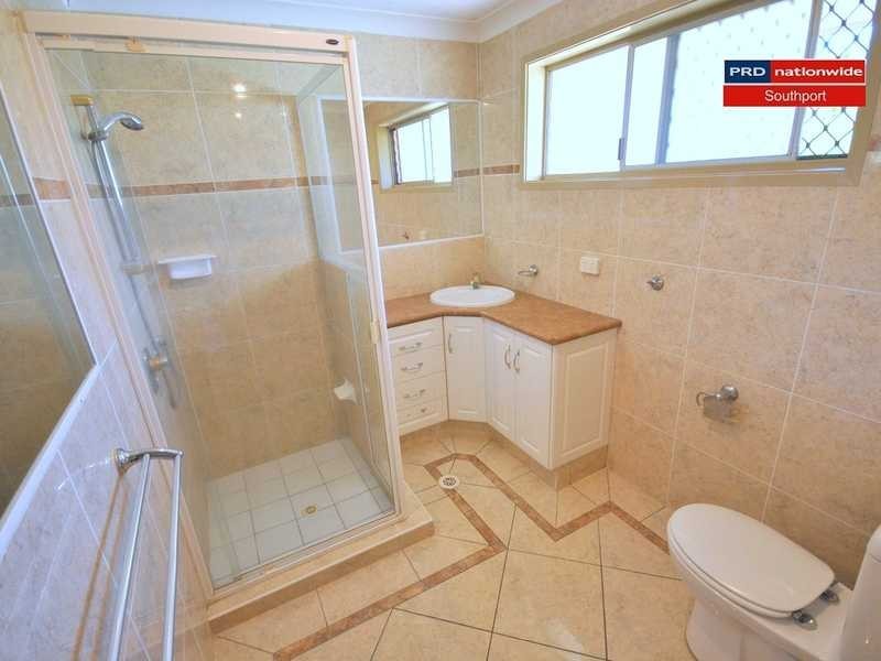 Unit 9/5 Rose Street, Southport QLD 4215