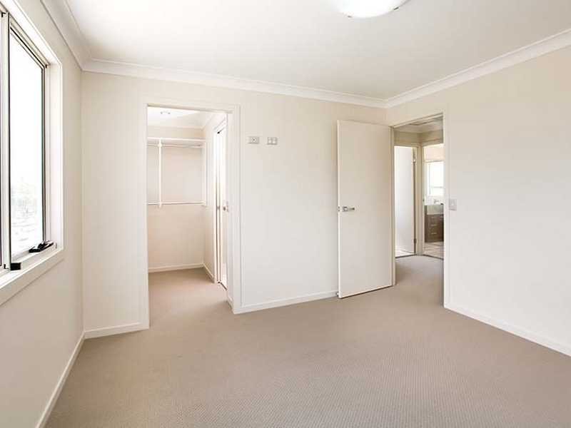 2/236 Queen Street, Southport QLD 4215