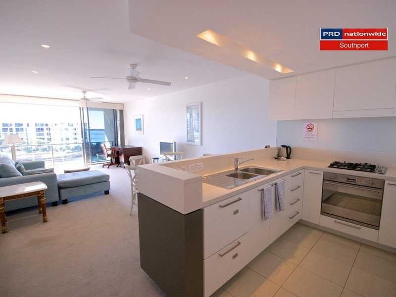 Apartment 3504/323 Bayview Street, Hollywell QLD 4216