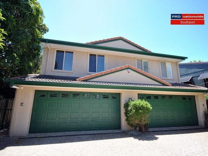 1/25 Charlton Street, Southport QLD 4215