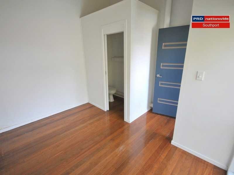 8 Warrawee Avenue, Ashmore QLD 4214