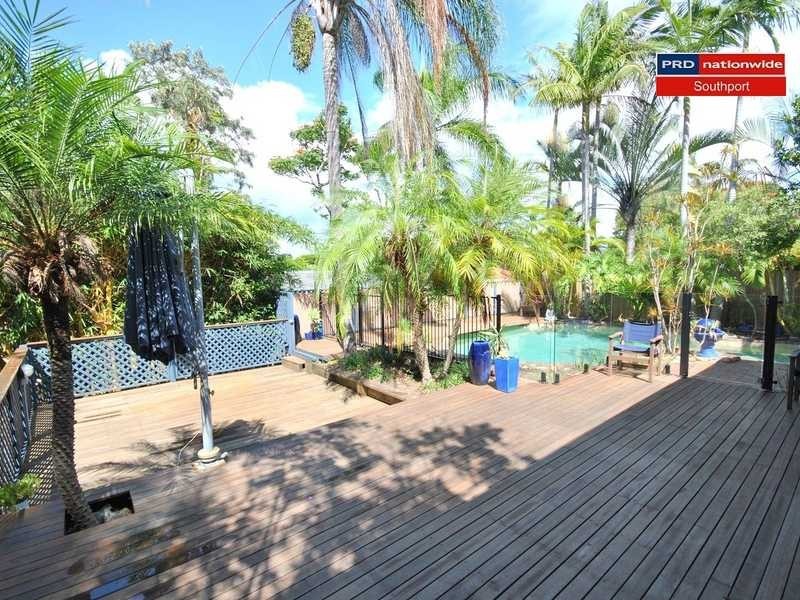 8 Warrawee Avenue, Ashmore QLD 4214