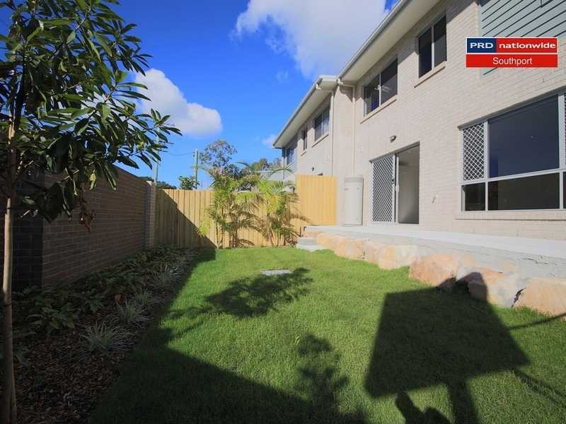 11/126-134 Central Street, Labrador QLD 4215