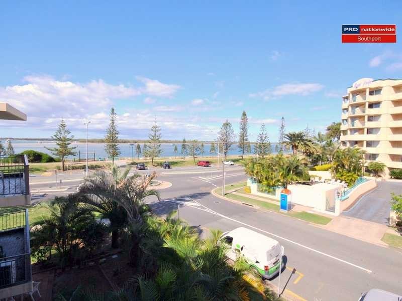 Unit 32/490 Marine Parade, Biggera Waters QLD 4216