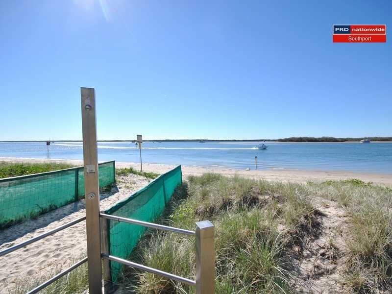 Unit 32/490 Marine Parade, Biggera Waters QLD 4216