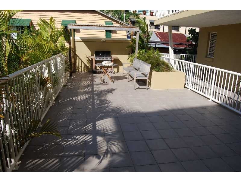 6/64-66 Queen Street, Southport QLD 4215