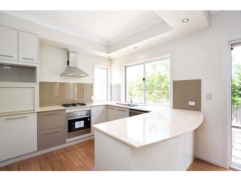 4 / 236 Queen Street, Southport QLD 4215