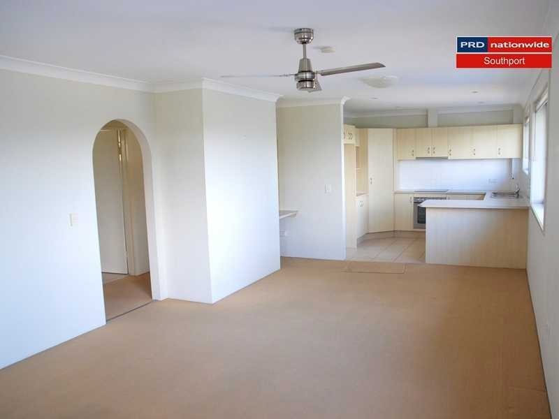 Unit 5/228 Marine Parade ‘Myuna Lodge’, Labrador QLD 4215