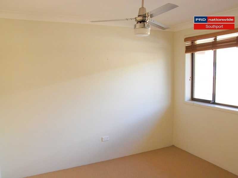 Unit 5/228 Marine Parade ‘Myuna Lodge’, Labrador QLD 4215