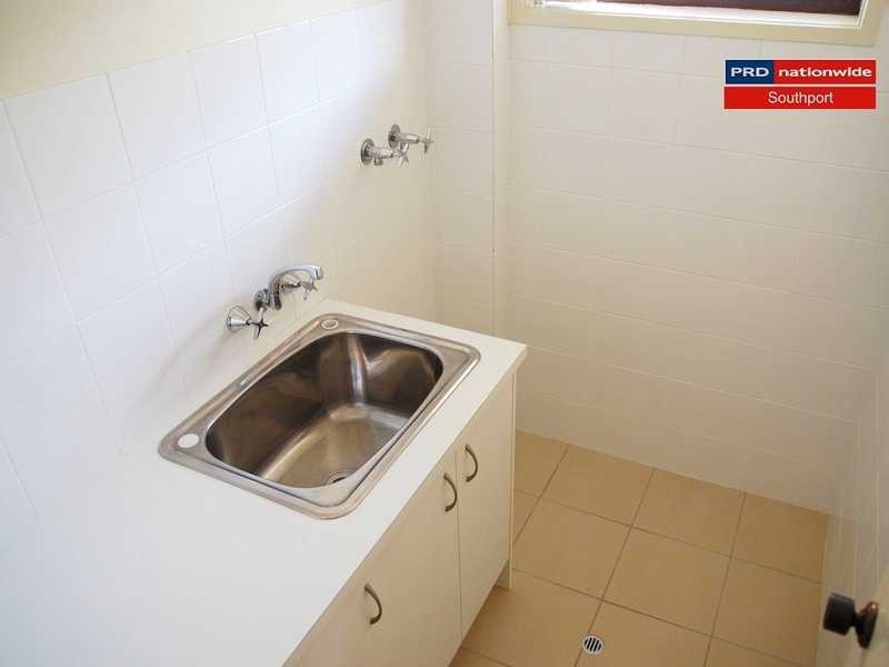Unit 5/228 Marine Parade ‘Myuna Lodge’, Labrador QLD 4215