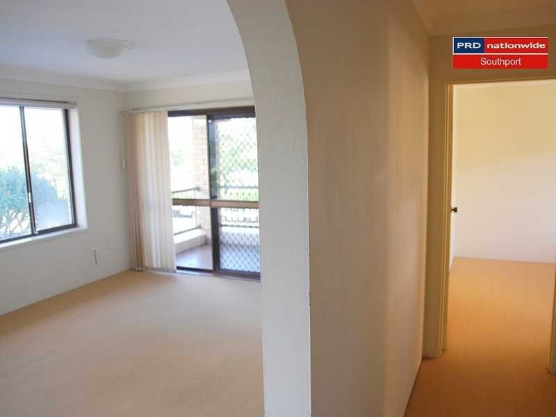 Unit 5/228 Marine Parade ‘Myuna Lodge’, Labrador QLD 4215