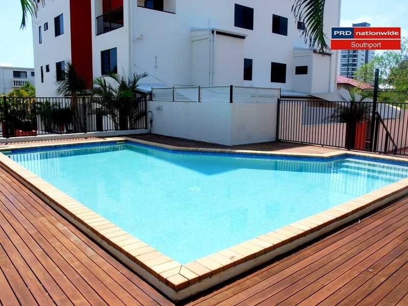 Unit 1/14-18 Little Norman Street, Southport QLD 4215