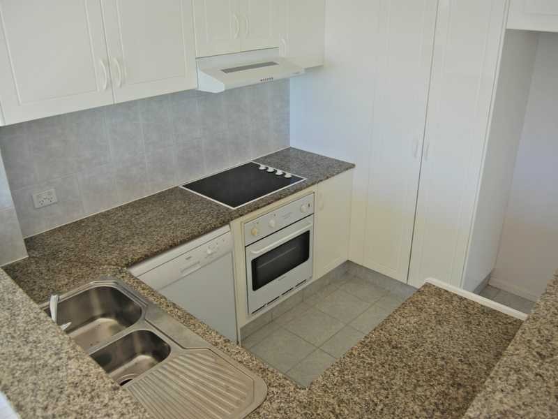 Unit 8/20 Little Norman Street, Southport QLD 4215