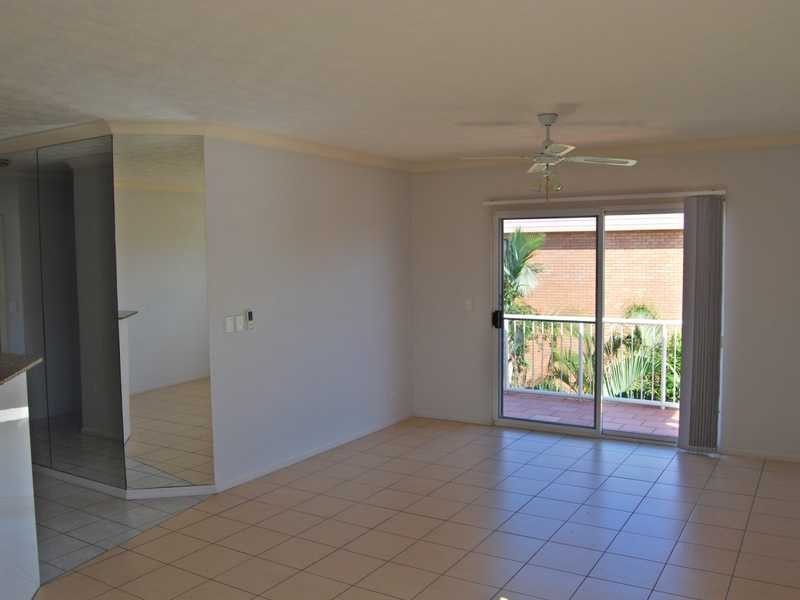 Unit 8/20 Little Norman Street, Southport QLD 4215