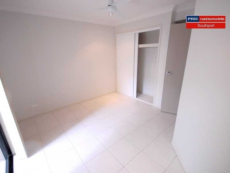 5/35 Harley Street, Labrador QLD 4215