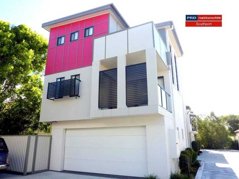 5/35 Harley Street, Labrador QLD 4215