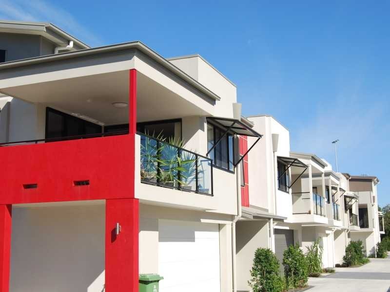 4 / 35 Harley Street, Labrador QLD 4215