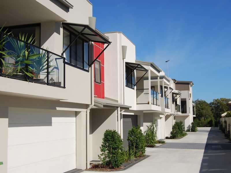 4 / 35 Harley Street, Labrador QLD 4215