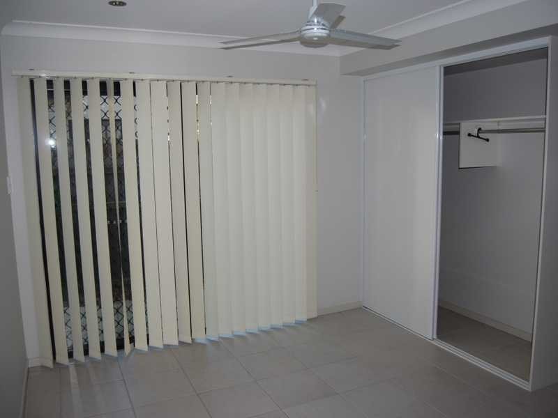 4 / 35 Harley Street, Labrador QLD 4215