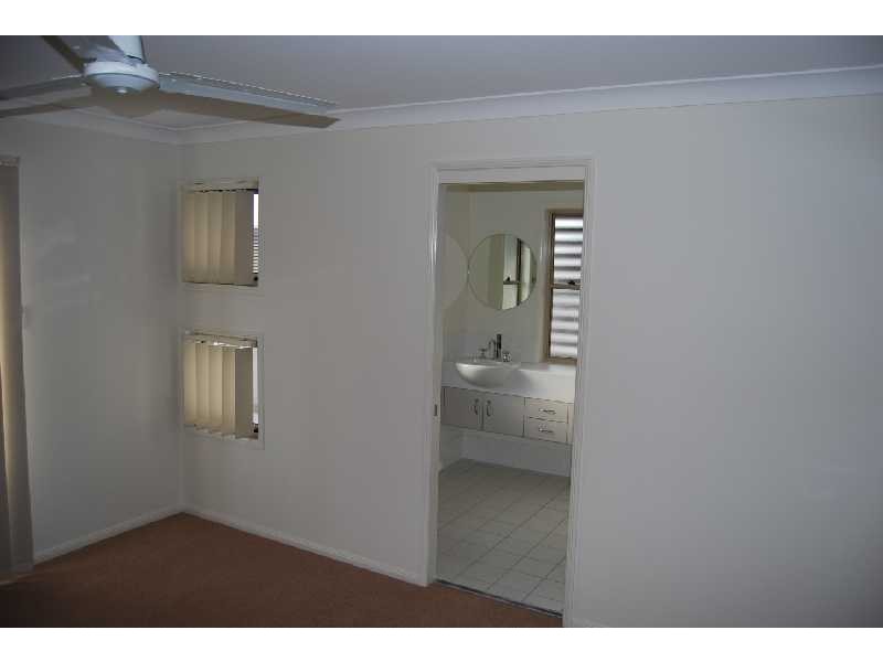 9/32-34 Margaret Street, Southport QLD 4215