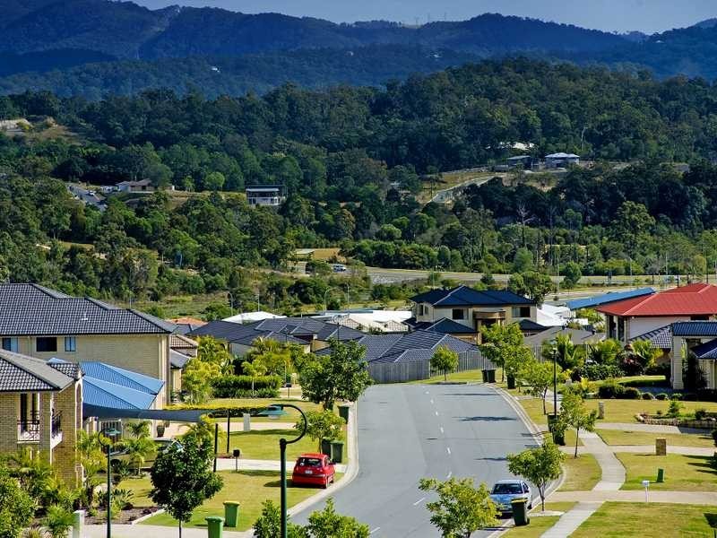 86 Salvado Drive, Pacific Pines QLD 4211