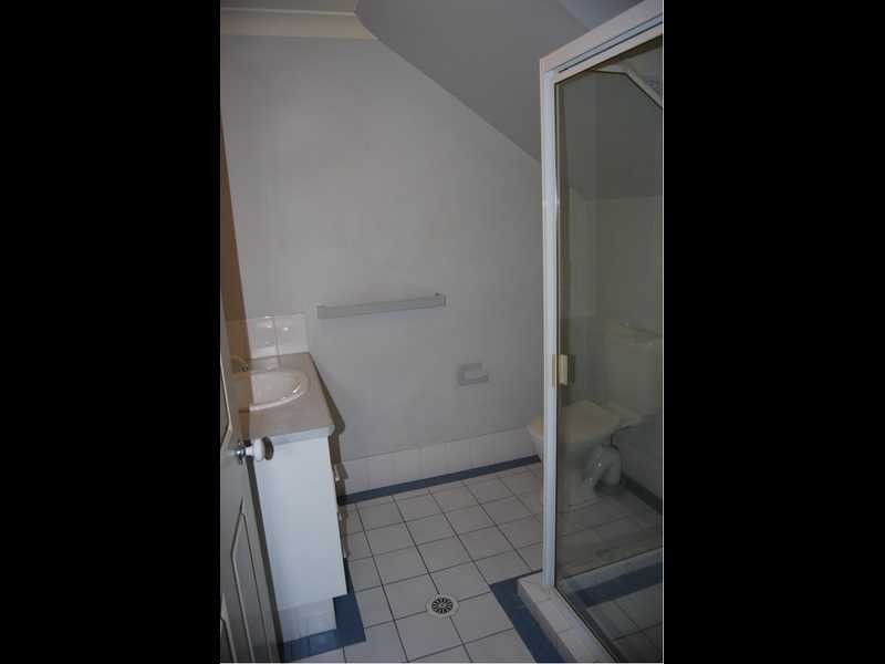 11/51 Pohlman Street ‘ The Terraces’, Southport QLD 4215