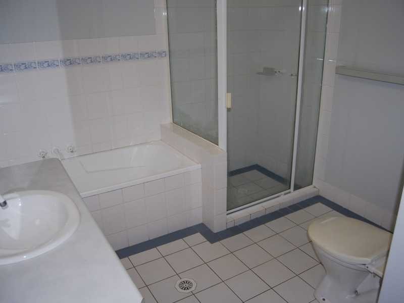 11/51 Pohlman Street ‘ The Terraces’, Southport QLD 4215