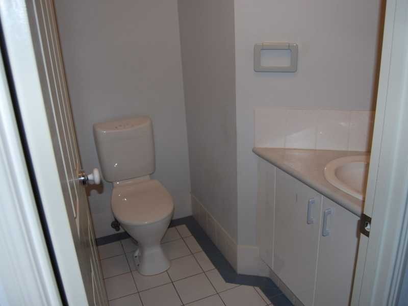 11/51 Pohlman Street ‘ The Terraces’, Southport QLD 4215