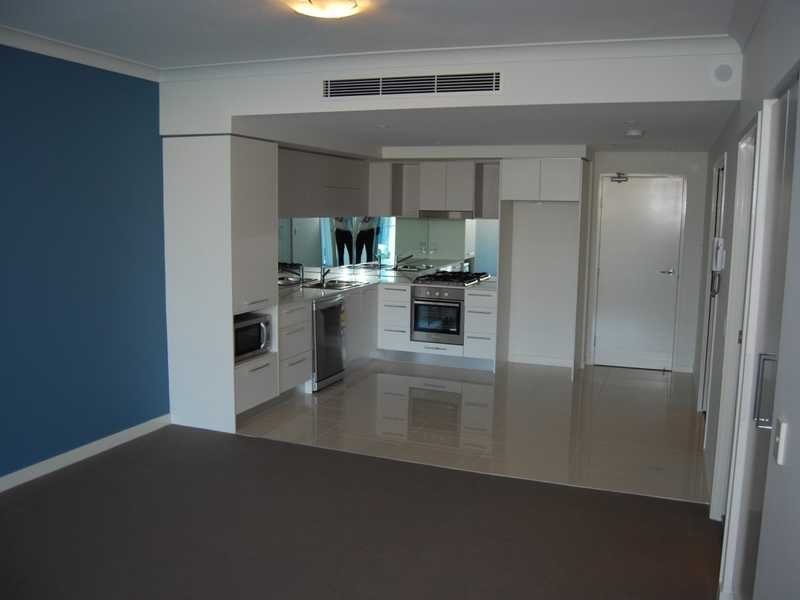 308/430 Marine Parade, Biggera Waters QLD 4216