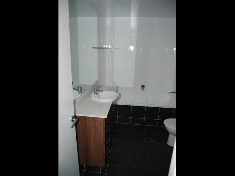 1507 / 1 Como Cres, Southport QLD 4215