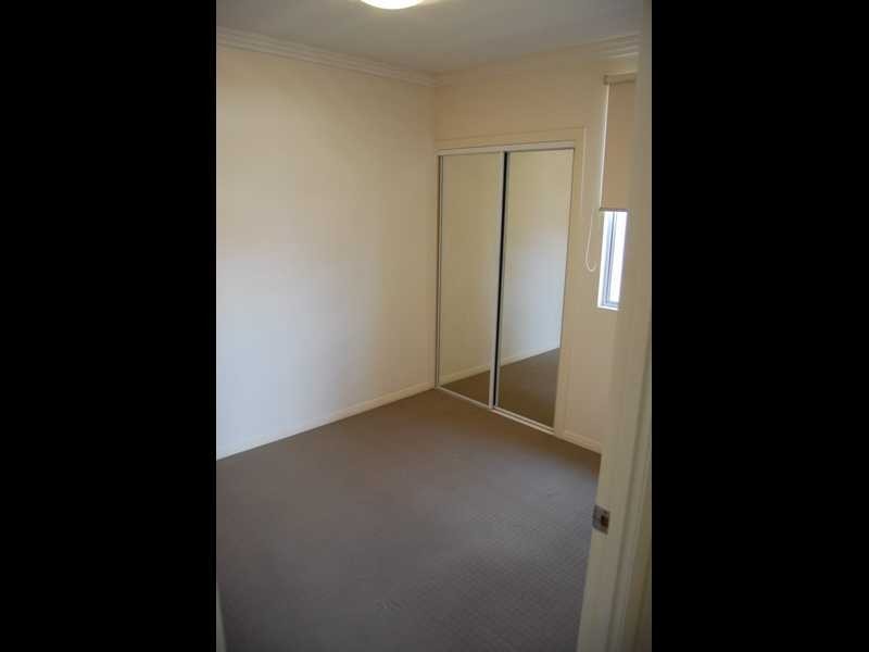 16 / 6 Rose Street, Southport QLD 4215