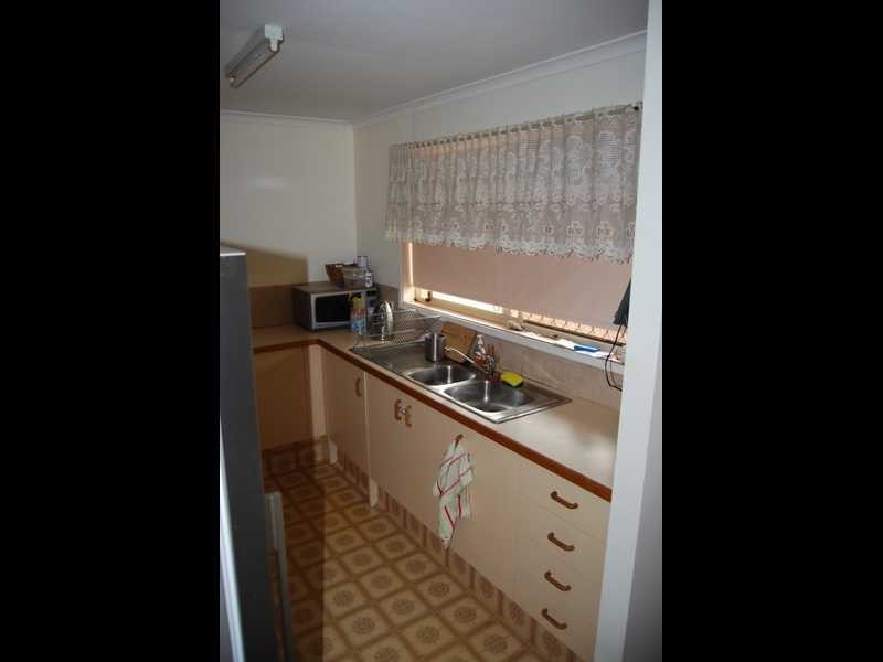 2 / 97 Corunna Cres, Ashmore QLD 4214