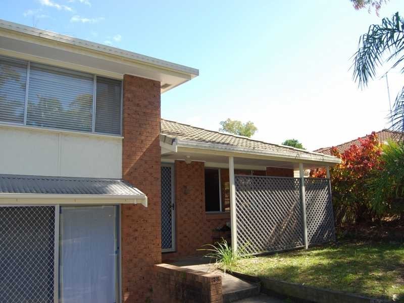 11 Anne Street, Southport QLD 4215