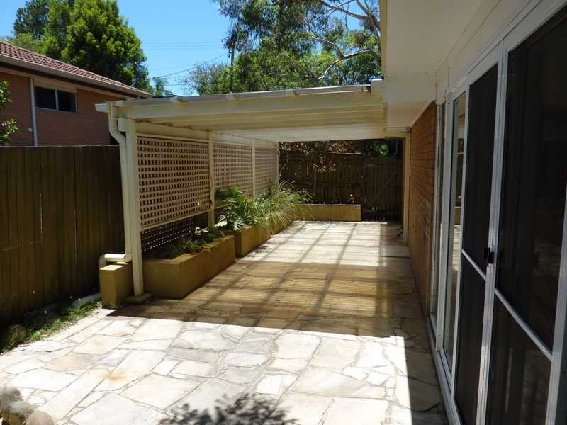 11 Anne Street, Southport QLD 4215