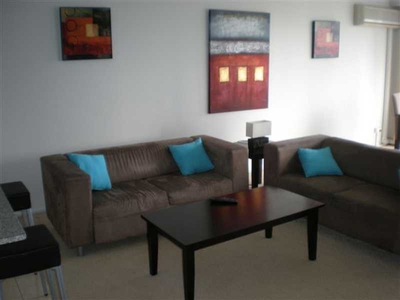 103 / 70 Remembrance Drive, Surfers Paradise QLD 4217